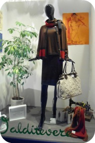 Florence Shopping - Italian clothes - Valditevere shop window