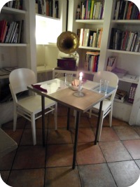 vegetarian and vegan restaurants in Florence - brac table for two