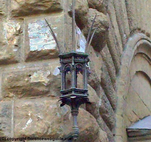 Lantern on the corner of via Cavour (ex via Larga)