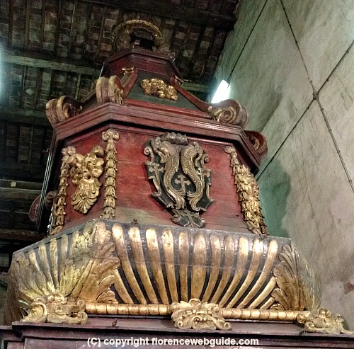 Close up of the Brindellone cart at its home in via Il Prato