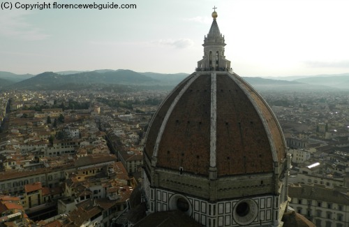 the Florence dome seen from above, this shot was taken from Giotto's bell tower