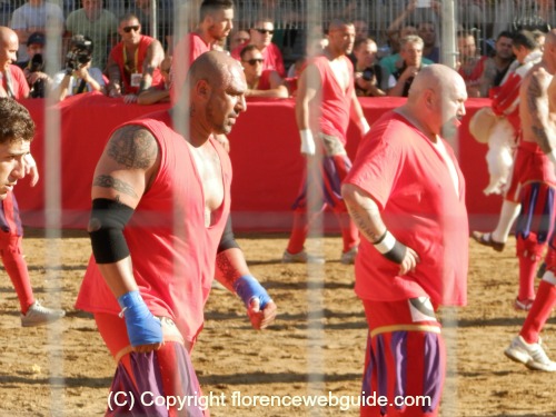Two very intimidating-looking players of Calcio Storico!