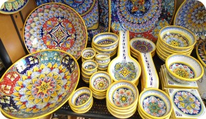 Florence and Deruta Ceramics - variety of Deruta ceramics at the shop Florentia