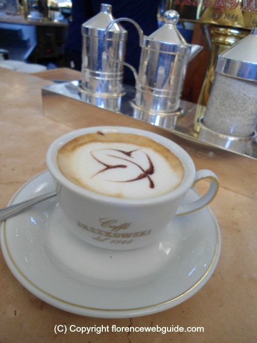 a cappuccino from one of Florence's best cafés