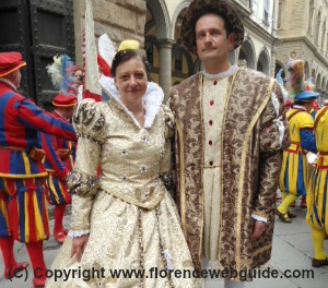 A Renaissance couple dressed for the Marzocco Trophy ceremony in Florence