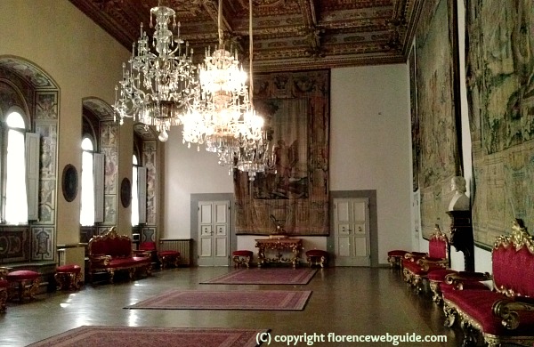 Salone Carlo VIII, the grand meeting room